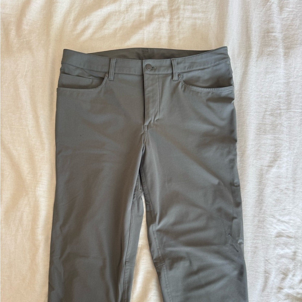 Lululemon ABC Pant! 34x32. Fit true to size. Grey/green color. “Army Green”